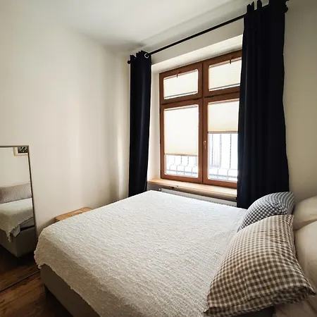 1910 Pera Apartment